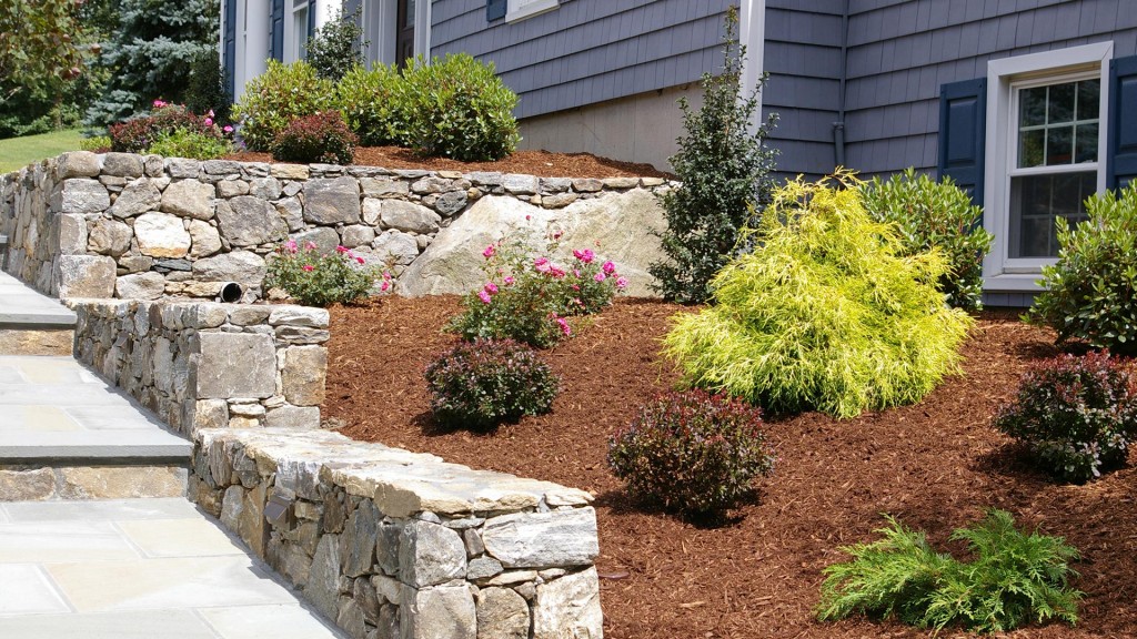 Newtown CT Landscape Designer - Newtown CT Landscaper